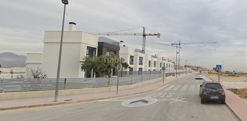 Foto 85ecc1d1-9114-43b4-88fd-87610fdd5d40. Chalet con piscina in Bonalba-Cotoveta Mutxamel