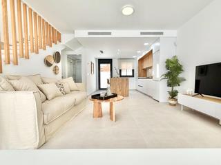 Casa adossada a Cox. En venta bungalows adosados en cox alicantezona residencial san