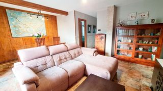 Rent Flat in Plaza de Toros-Avenida Chapí-Trinquete. En alquiler piso ático con terraza en elda