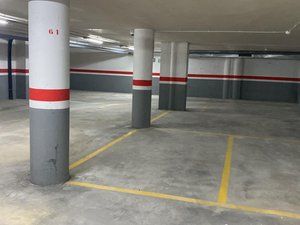 Rent Car parking  Carrer d'ausias march
