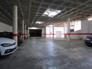 Aparcament cotxe  Emilio ortuño. Plaza de parking con trastero en zona levante