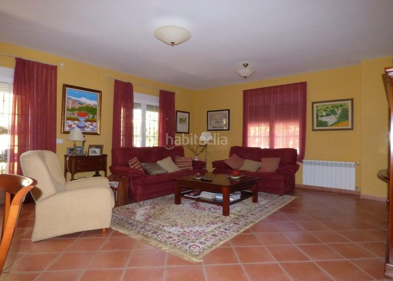 Foto 7166fbee-5d11-42b1-8ea8-ea410a68feb4. Casa amb calefacció aparcament a Finestrat pueblo Finestrat