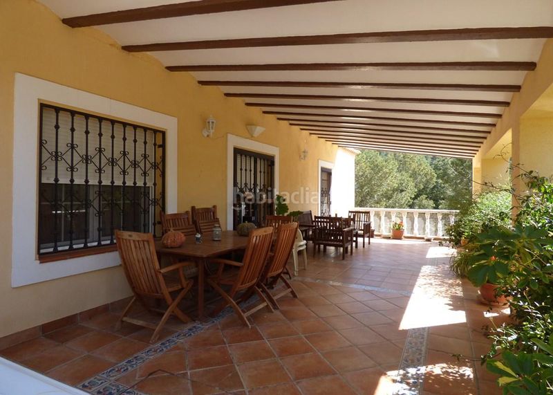 Foto c5cb255e-d6f9-4013-8d57-0f0481b2b07b. Casa amb calefacció aparcament a Finestrat pueblo Finestrat