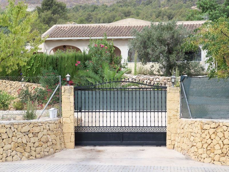 Foto c3f25095-1d18-4618-8214-9e4c6581e62e. Casa a La Paz Polop