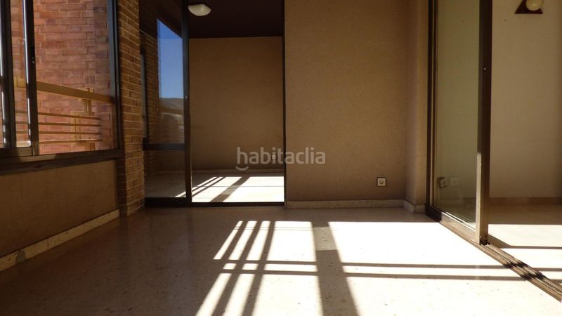 Foto 6e503ac8-856c-4946-b794-9d763877eefd. Apartament amb piscina a Playa Levante Benidorm