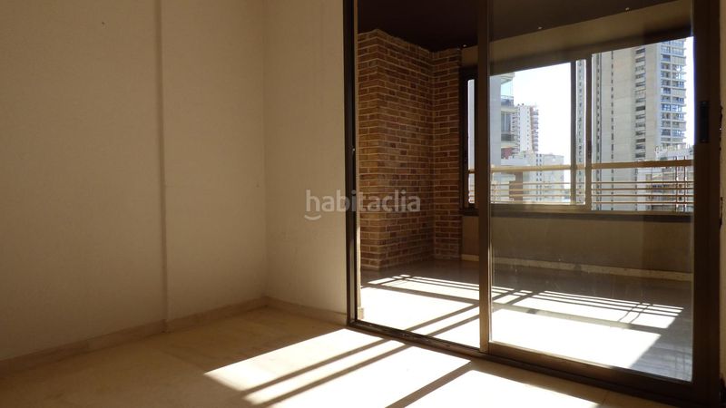 Foto 9df71ac3-71ac-4013-b253-96a768ed8424. Apartament amb piscina a Playa Levante Benidorm