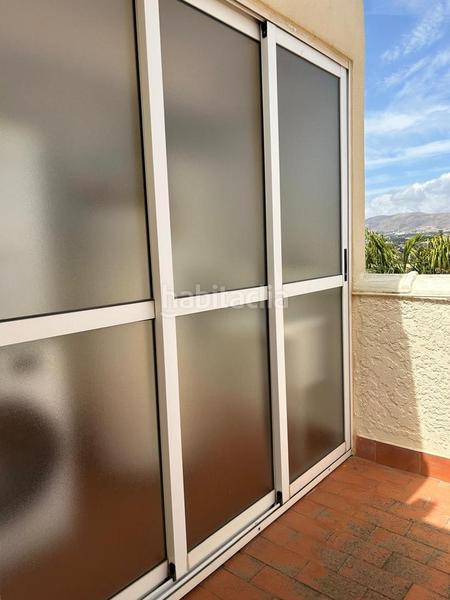 Foto 16a3811d-6630-4039-832b-2ce88ae1d37b. Casa con riscaldamento parcheggio piscina in Sierra Helada Benidorm