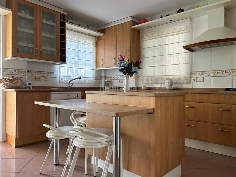 Foto 94bbe4ef-1cfd-4d5d-a80f-b6bd18c5e27c. Casa con riscaldamento parcheggio piscina in Sierra Helada Benidorm