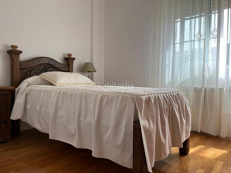 Foto 961ff5be-f206-4e30-a453-f4d815bae871. Casa con riscaldamento parcheggio piscina in Sierra Helada Benidorm