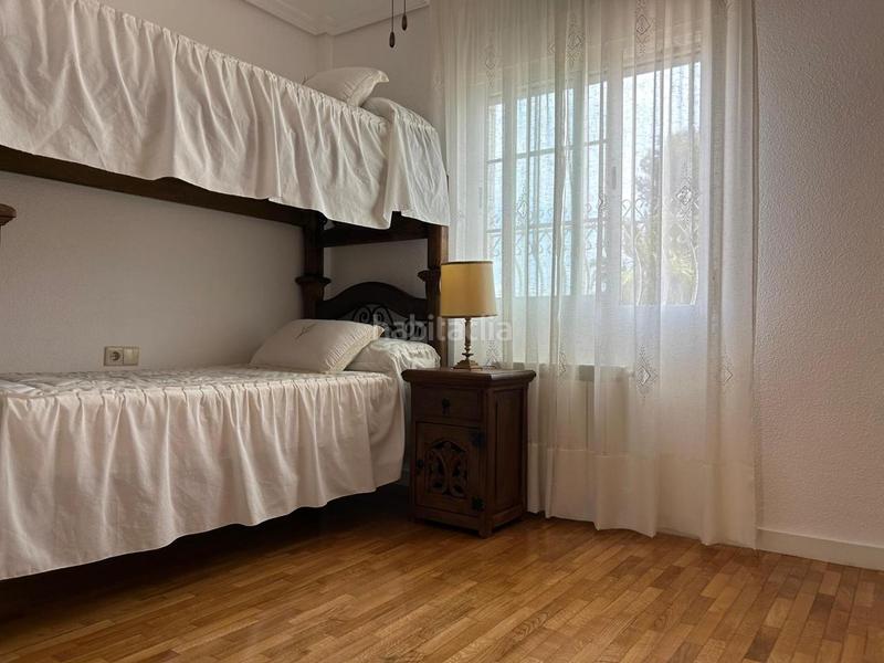 Foto b99b7c9b-9b58-4d40-bded-69727edba680. Casa con riscaldamento parcheggio piscina in Sierra Helada Benidorm