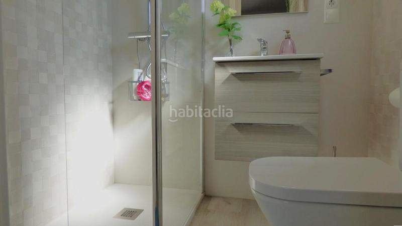 Foto fd6a8f3a-2274-49e2-ab26-ae048ff914e0. Pis a Playa Levante Benidorm