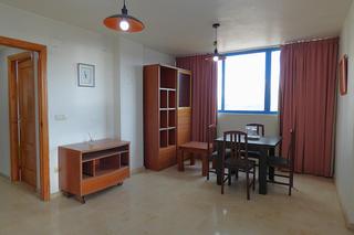 Pis  Va emilio ortuo. Estupendo apartamento cerca de la playa.