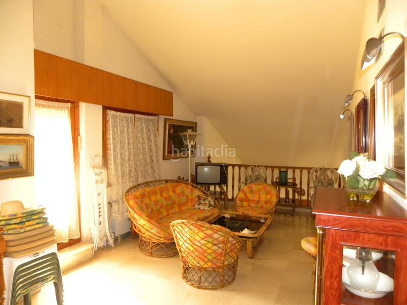 Foto 696f9100-86ee-4c9e-9b4d-04bb5856db91. Dúplex amb aparcament a Playa Levante Benidorm