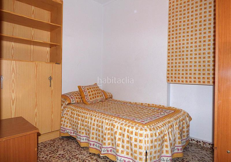 Foto e8d0e84e-b0a3-4197-953e-8b140fee7838. Piso en Centro Urbano Benidorm