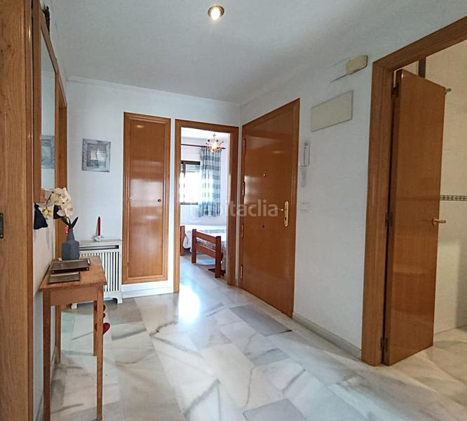 Foto 5c13b670-950d-4c0d-a9ea-304691acd337. Apartament amb calefacció aparcament piscina a Levante Alto Benidorm