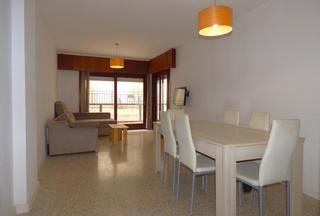 Apartament  Mare de déu del sofrat. Amplio apartamento en 1 linea de playa