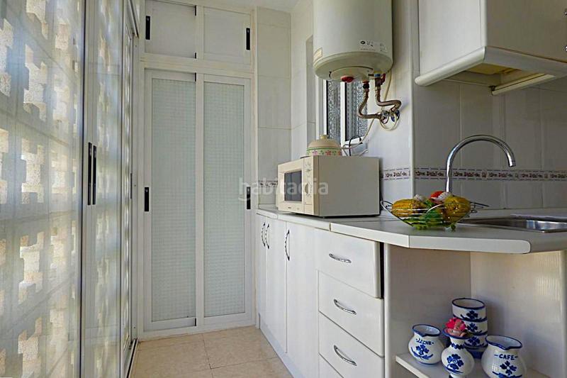 Foto 49b475db-54a5-452b-88a0-21b5b9319090. Apartament amb piscina a Playa Poniente Benidorm