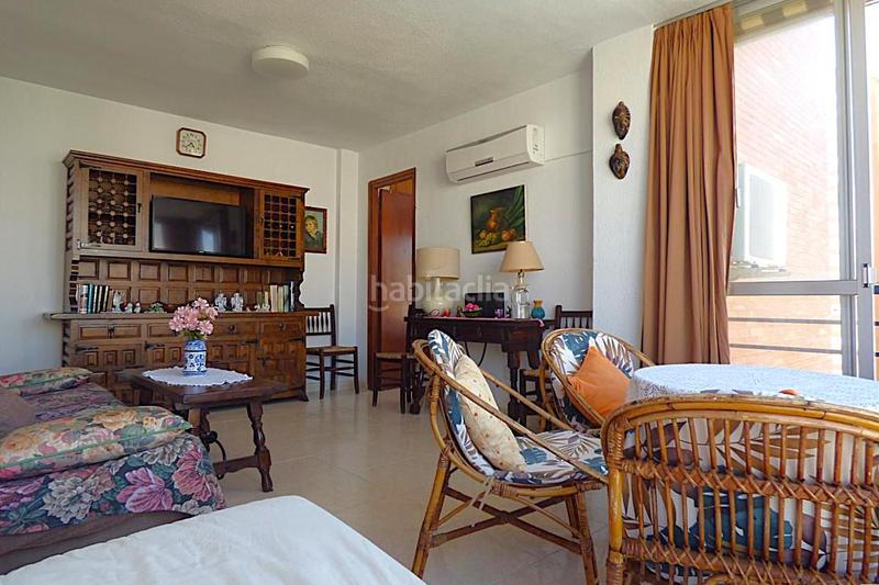 Foto 5165e31a-f3c0-4c18-be3a-df9ad9c2a438. Apartament amb piscina a Playa Poniente Benidorm