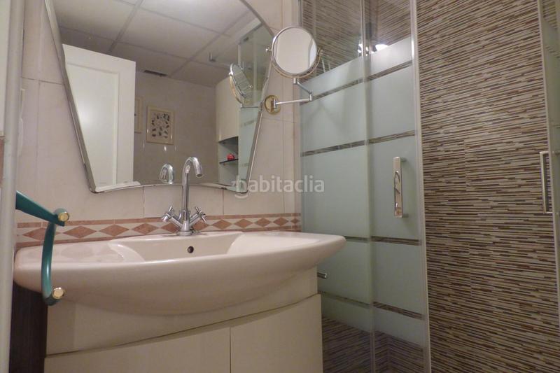 Foto 5d1099a2-5db8-4705-8557-c55098c6df8d. Appartement avec chauffage parking piscine dans Playa Poniente Benidorm