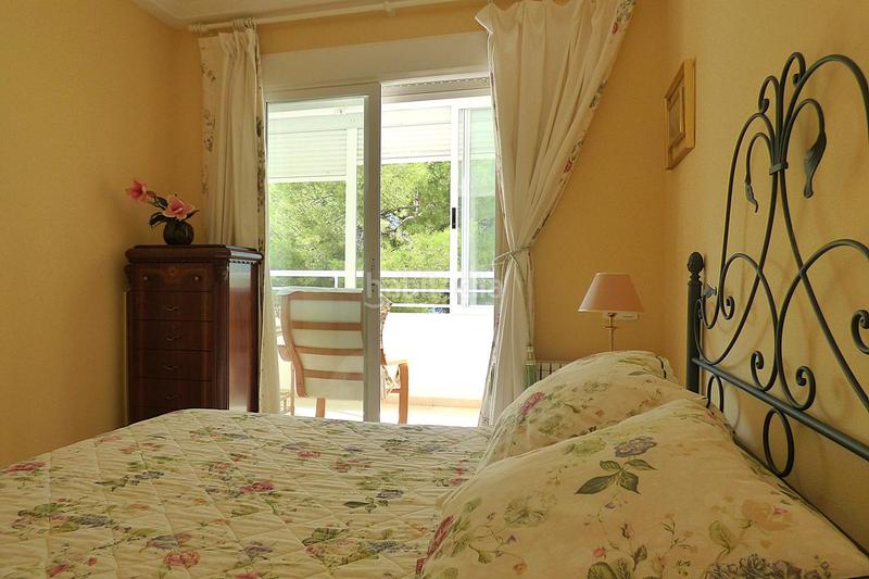 Foto b86070ce-cc25-461a-b883-e26cfedad7a5. Appartement avec chauffage parking piscine dans Playa Poniente Benidorm