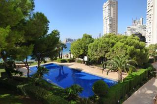 Flat in Playa Poniente. Super precio en primera línea en la playa de poniente