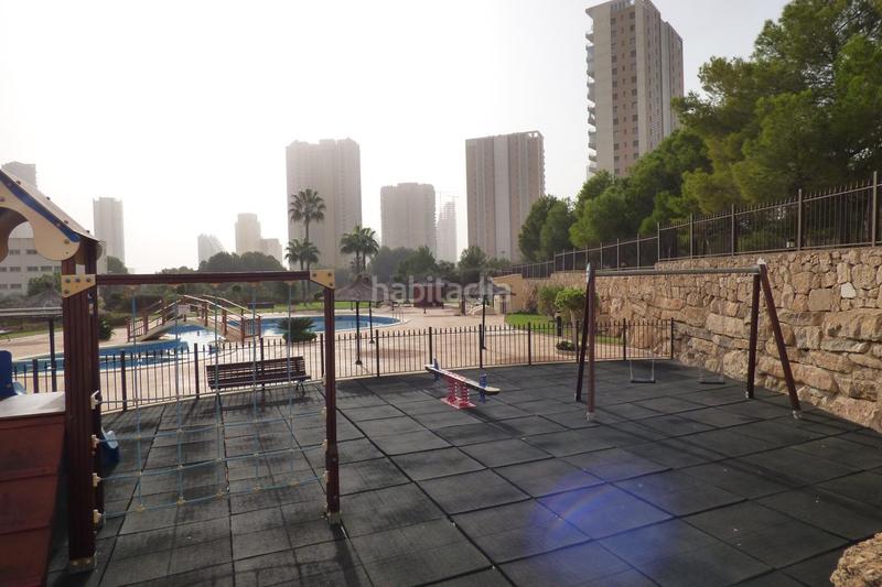 Foto b83f642c-1142-456c-97b5-5138a2d7bd34. Piccolo appartamento con parcheggio piscina in Via Parque Benidorm
