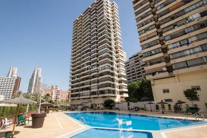 Foto 510e51bf-92a3-4abc-ad7e-0b3258345b5d. Estudi amb piscina a Rincón Bajo Benidorm