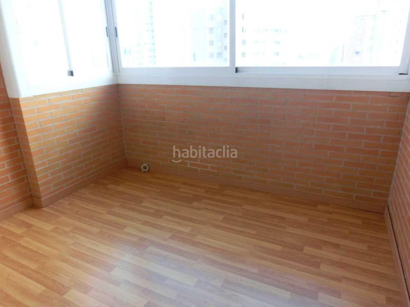 Foto 50b6f512-54bb-4b01-986d-4b316c0cb735. Apartament amb aparcament piscina a Juzgados - Plaza de Toros Benidorm