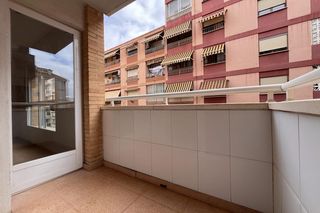 Apartament  Mestre pons. Un excelente apartamento con amplitud junto al centro