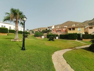 Casa adossada a Golf Bahía