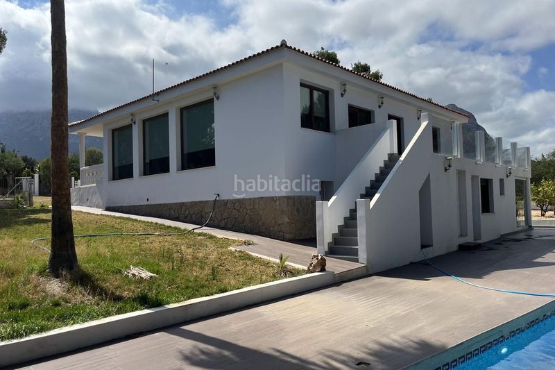 Foto 1f1efc5f-450f-417f-a438-9c455def75b8. Casa amb piscina a Coloma Nucia (la)