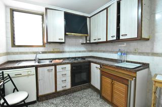 Flat in Elche - benito perez galdos 1. ? piso con ascensor en corazón de jesús, elche  luminoso, céntri