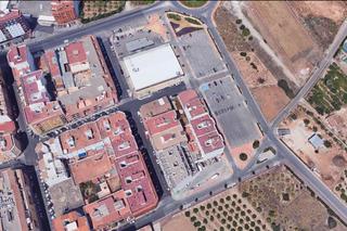 Local Comercial a Ondara. Se vende local comercial en ondara. cuenta con 300m2 y se sitúa