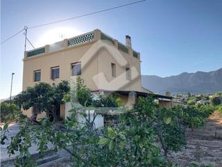 Xalet a Beniarbeig. Amplia casa de campo en beniarbeig. la casa se encuentra en un t