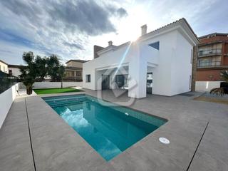 Xalet en La Xara-La Sella. La villa tentacin acaba de salir a la venta. nueva construccin