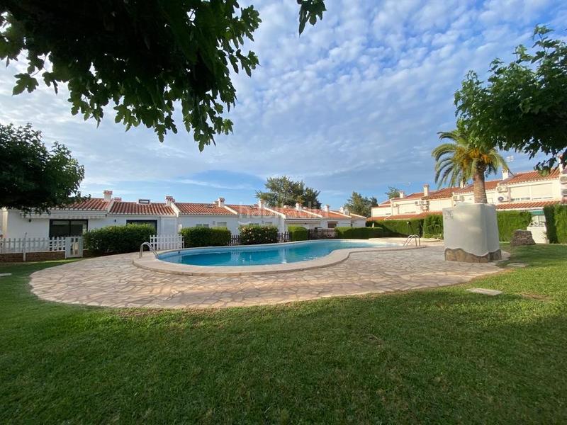 Foto a1bdfd71-e74e-4395-8b89-cb9eebf14a3a. Maison jumelée avec chauffage parking piscine dans El Montgó Dénia