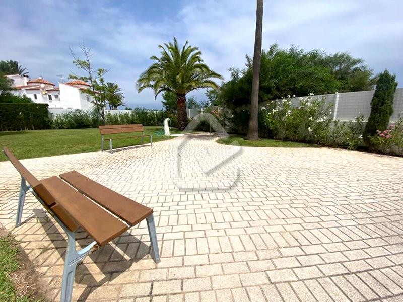 Foto da19881f-2633-4898-b6a2-5553411a793d. Àtic amb calefacció piscina a Les Bassetes - El Marjal Dénia