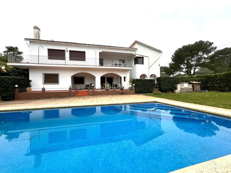 Foto 90419abf-93e3-455d-8103-d35532d22140. Xalet amb calefacció piscina a Las Rotas / Les Rotes Dénia