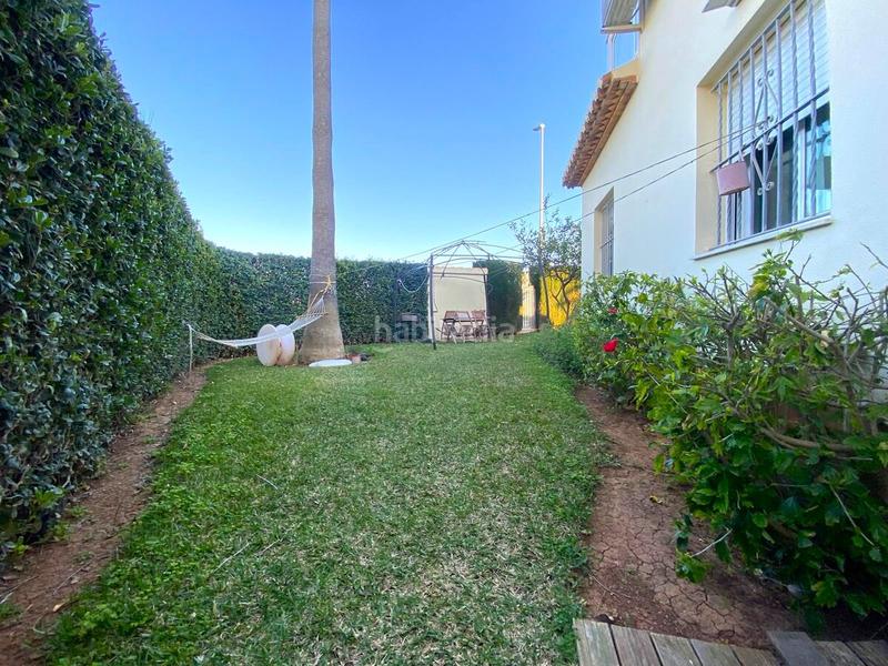 Foto 01740e37-f57f-40c2-a43e-dcef770e5dfc. Apartamento este apartamento suena como un lugar maravilloso para vivir. está ubicado en una urbanización tranquila, lo que es perfecto si bus en Dénia