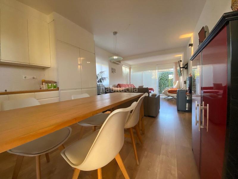 Foto 5d6a13d3-81b6-47d6-83ca-69579f4bbd1b. Apartamento este apartamento suena como un lugar maravilloso para vivir. está ubicado en una urbanización tranquila, lo que es perfecto si bus en Dénia