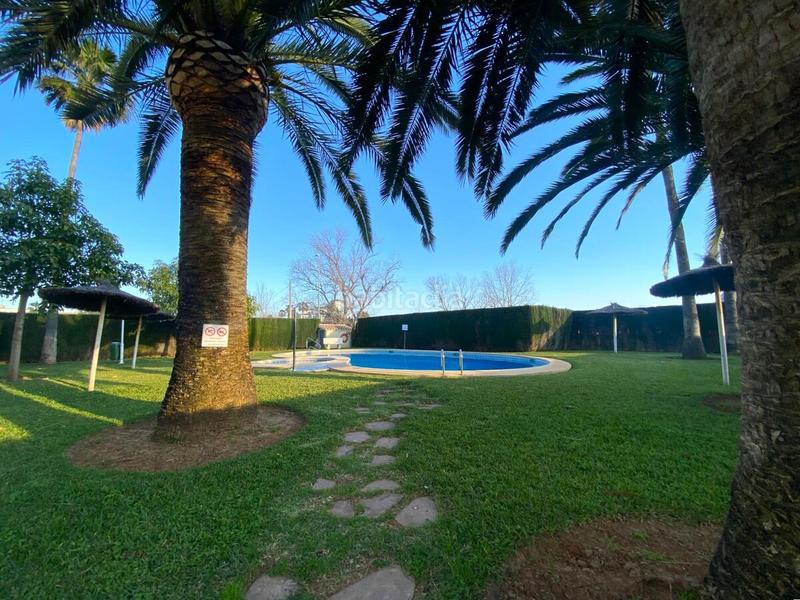 Foto d663400a-f650-4647-9748-22326c9351a9. Apartamento este apartamento suena como un lugar maravilloso para vivir. está ubicado en una urbanización tranquila, lo que es perfecto si bus en Dénia