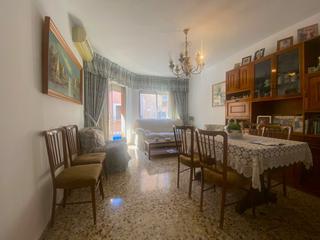 Pis a Centro Urbano. Bienvenido a esta maravillosa vivienda en denia! con una superfi