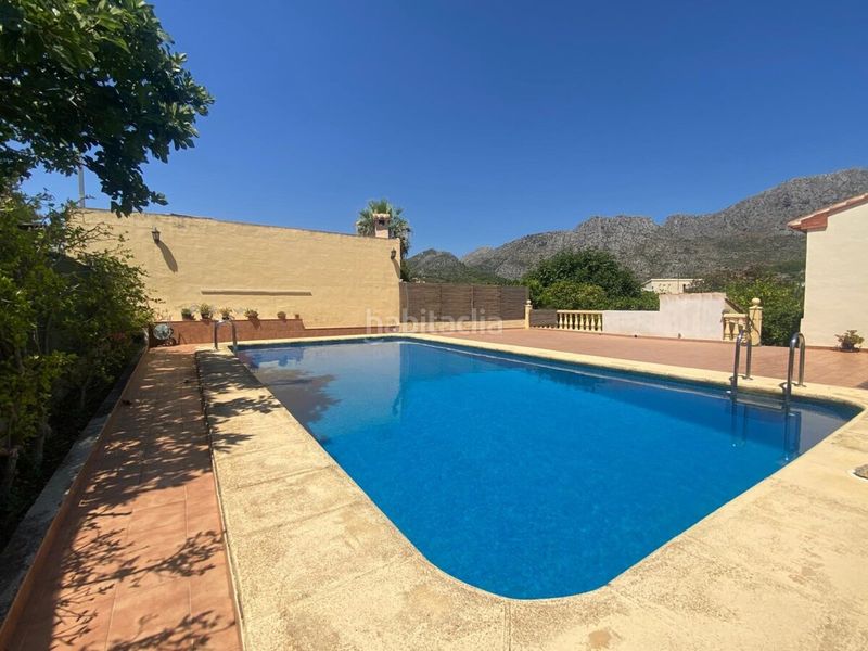 Foto 7b655988-be27-4b0b-9299-3592f8b3f4c8. Xalet amb calefacció piscina a Beniarbeig