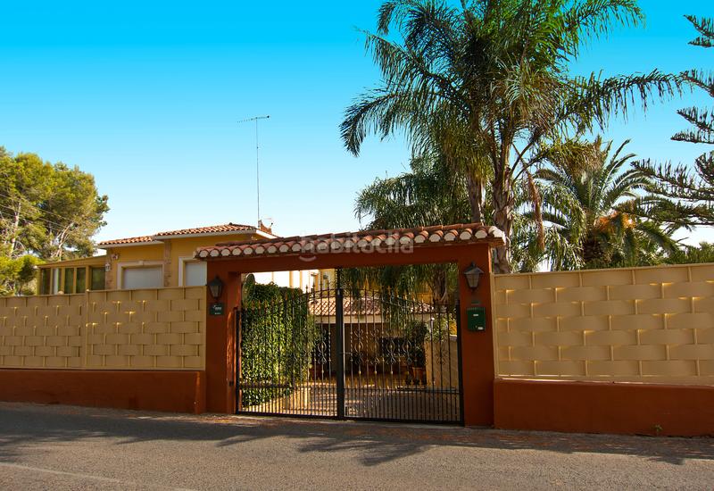 Foto 9c1bbb7e-54ee-47e3-b6d2-36ef5fefd683. Location chalet avec chauffage parking piscine dans Dénia