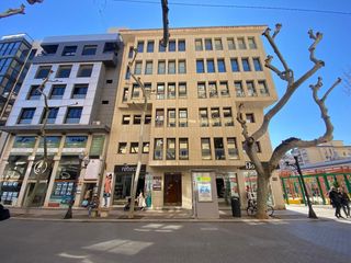 Lloguer Oficina a Jesús Pobre. Oficina de 90 m2 en pleno centro de dénia, ubicada en una de las