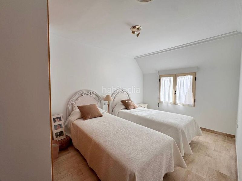 Foto 89a5e349-7a44-4eac-a9b3-d8c852a3bf31. Àtic amb calefacció aparcament piscina a Centro Urbano Dénia