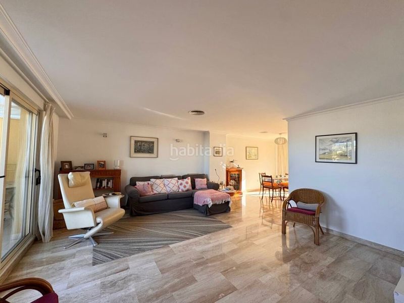 Foto cf3b5c5c-9bdf-4180-bd78-a25973bd4c7f. Àtic amb calefacció aparcament piscina a Centro Urbano Dénia