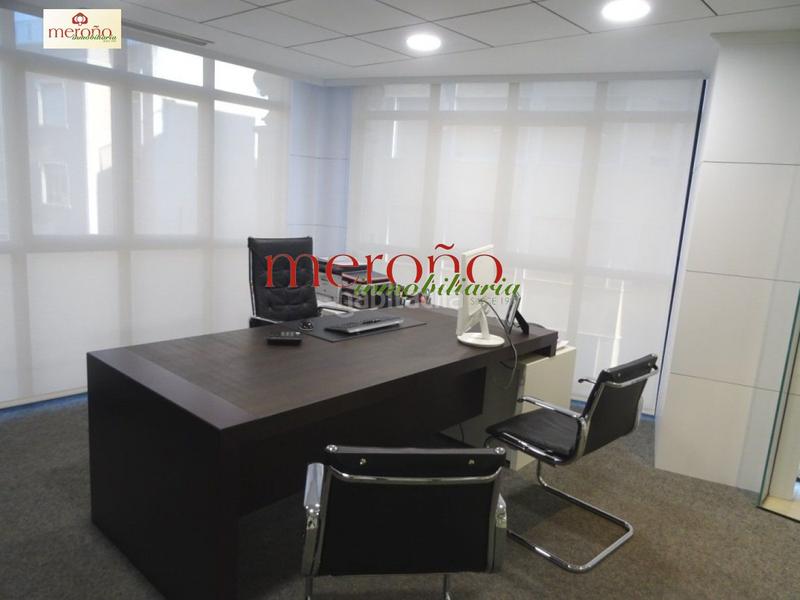 Foto b5af7726-a912-4061-9010-50632a8a3766. Alquiler oficina s seminuevas edificio emblematico en Elche / Elx