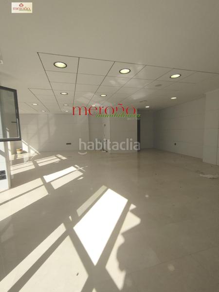 Foto bb9dd422-4f88-4bfa-953b-b611135d9939. Alquiler oficina s seminuevas edificio emblematico en Elche / Elx