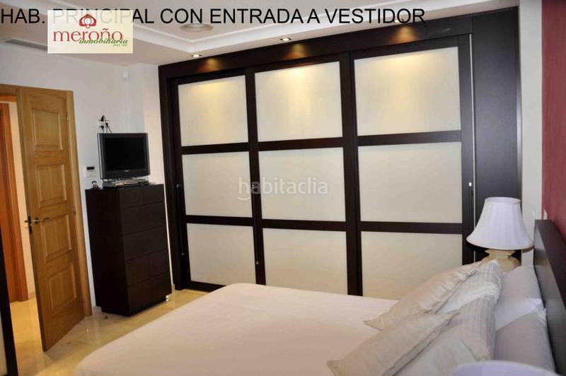 Foto 9c4bccd5-d442-4d79-b199-f92417e238da. Chalet avec parking dans La Portalada Elche / Elx